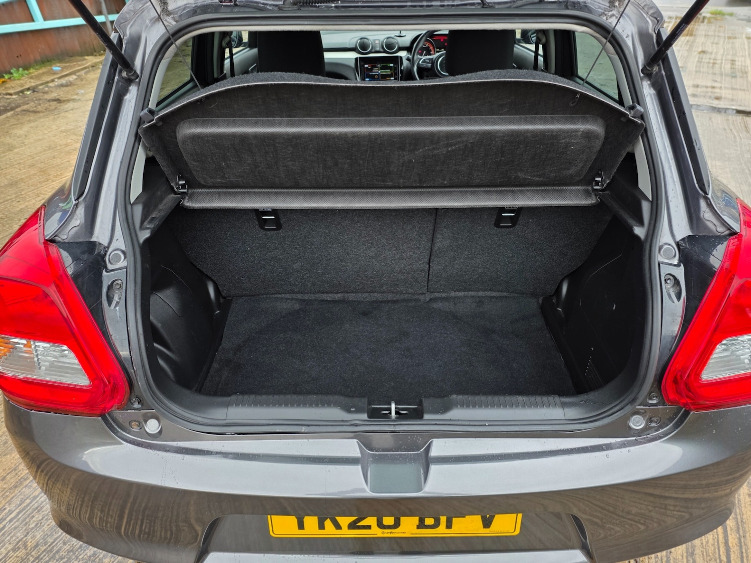 Used Suzuki Swift 2020 for sale - 76882003: Photo 19