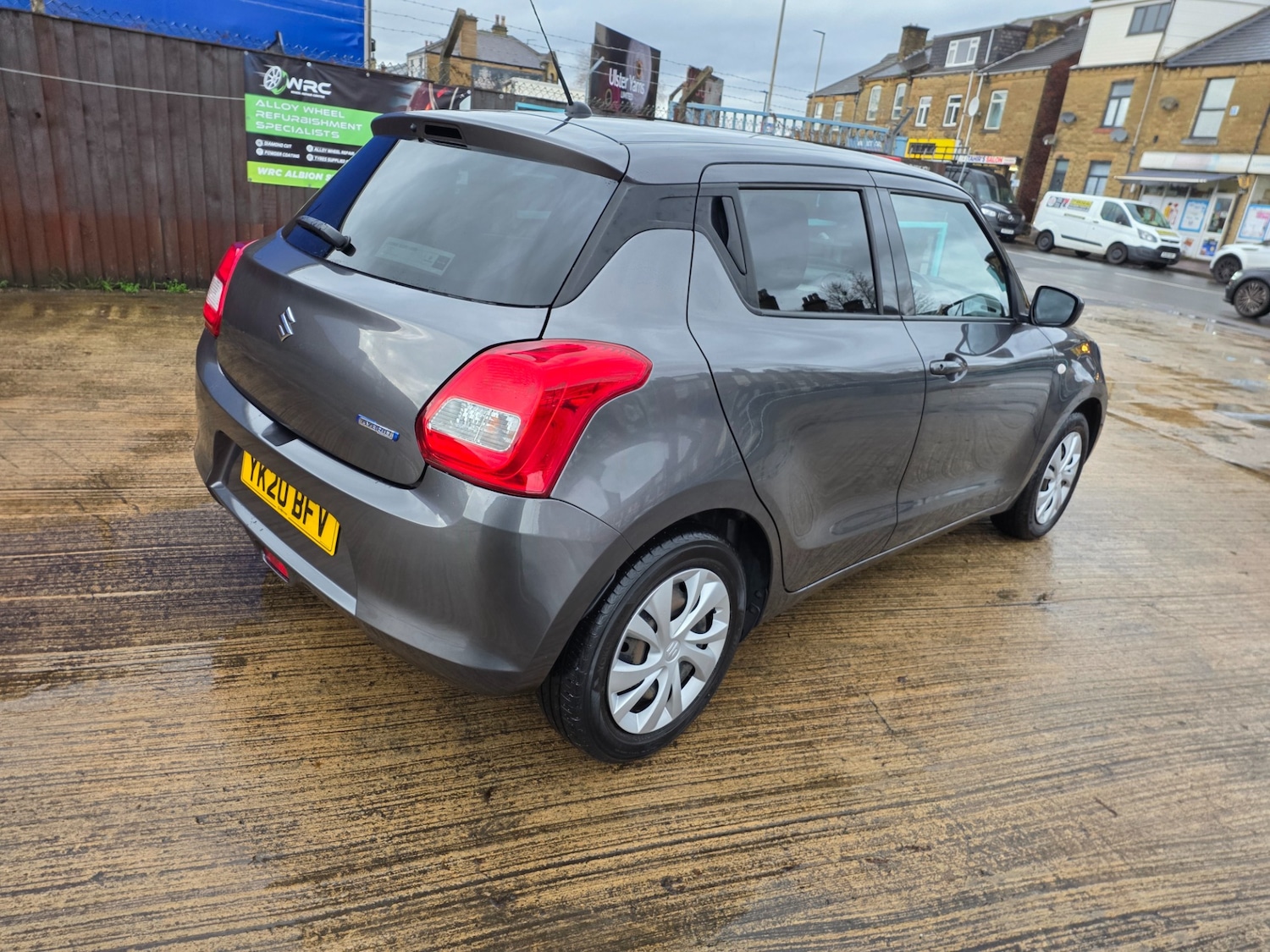 Used Suzuki Swift 2020 for sale - 76882003: Photo 5