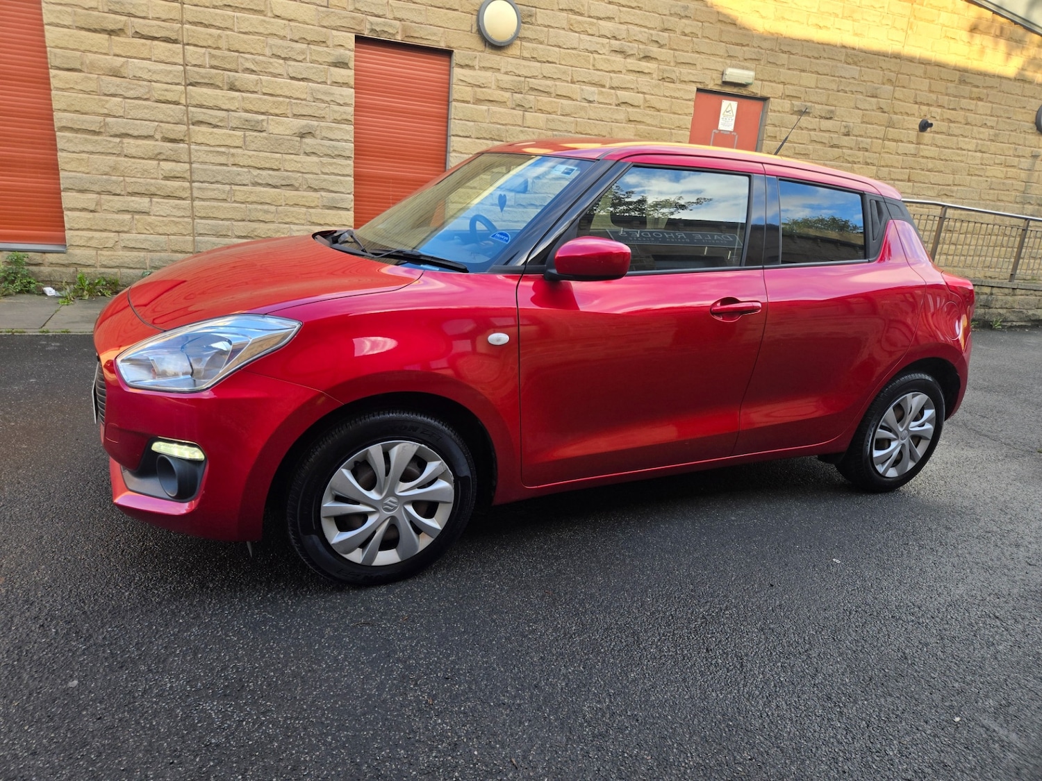 Used Suzuki Swift 2020 for sale - 76128000: Photo 10