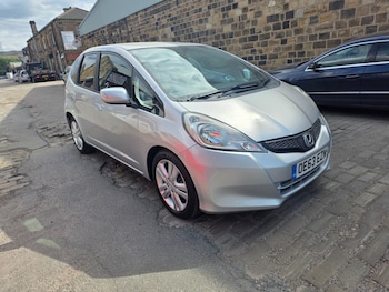 Used Honda Jazz 2014 for sale - 79124149: Photo