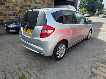Used Honda Jazz 2014 for sale - 79124149: Photo