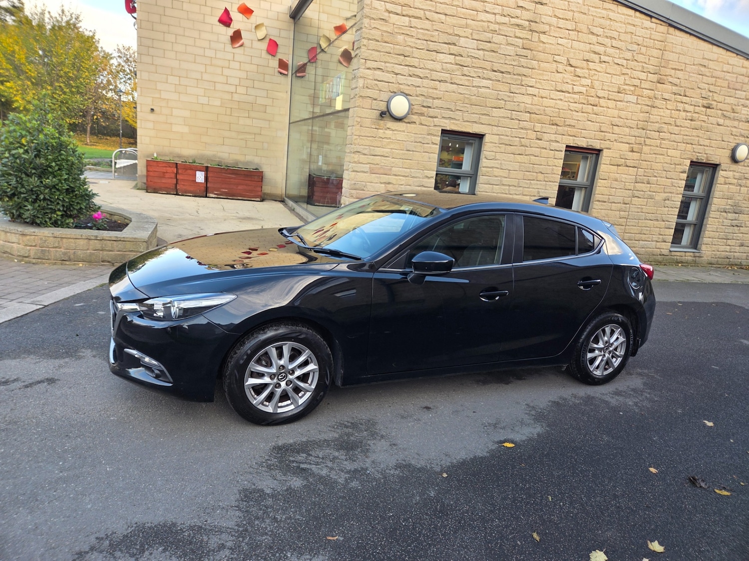 Used Mazda Mazda3 2017 for sale - 76455729: Photo 6