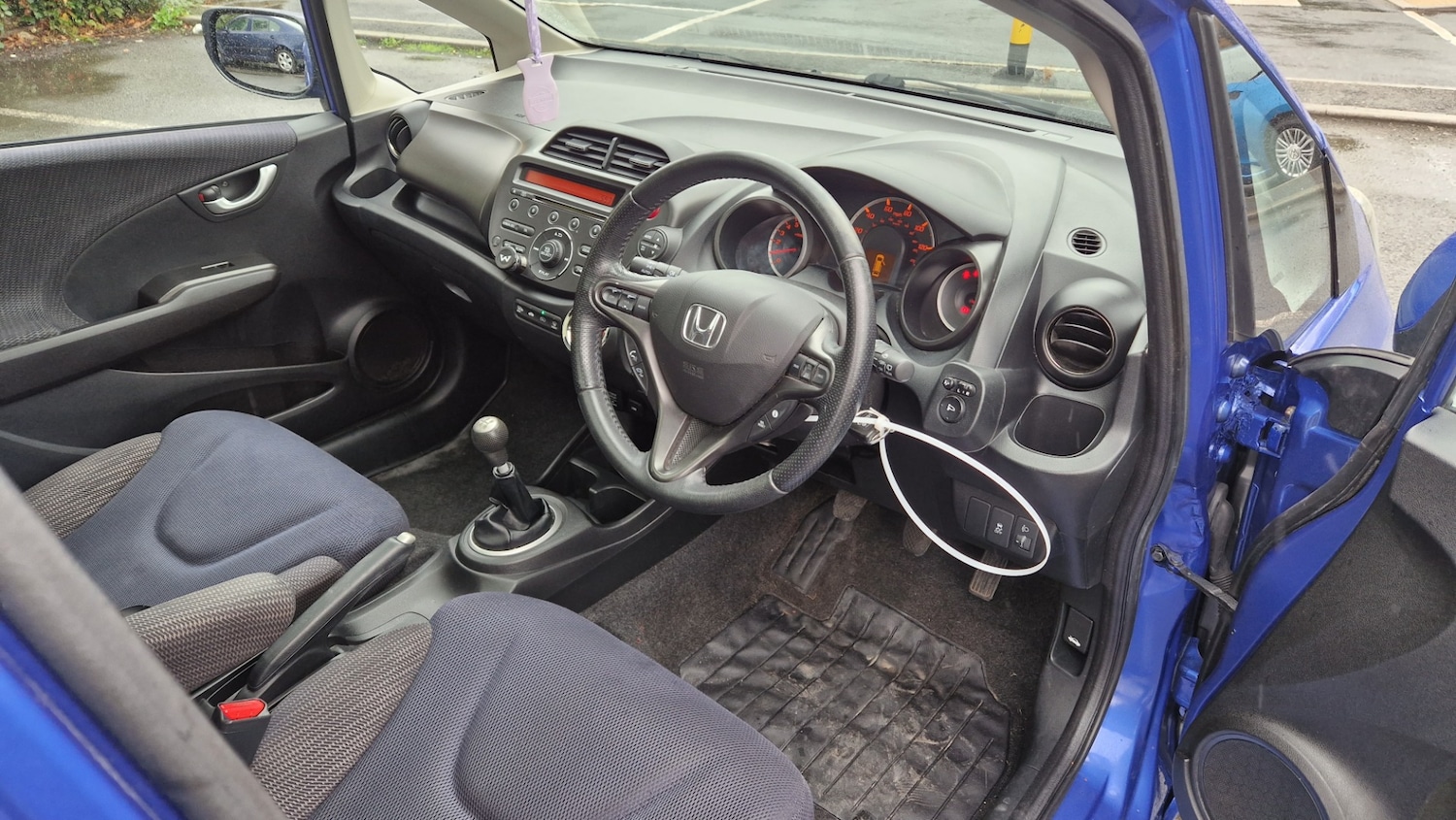 Used Honda Jazz 2013 for sale - 76064853: Photo 15