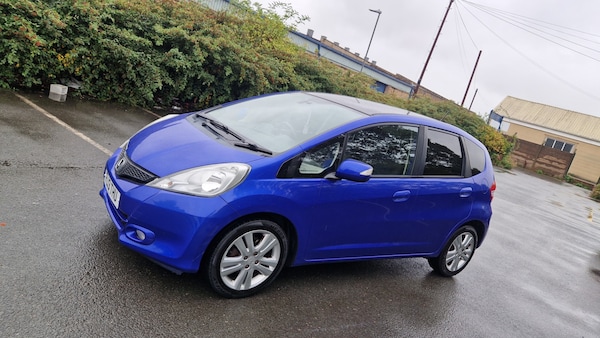 Used Honda Jazz 2013 for sale - 76064853: Photo 2