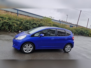 Used Honda Jazz 2013 for sale - 76064853: Photo 3