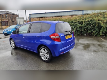 Used Honda Jazz 2013 for sale - 76064853: Photo 4