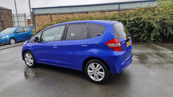 Used Honda Jazz 2013 for sale - 76064853: Photo 5