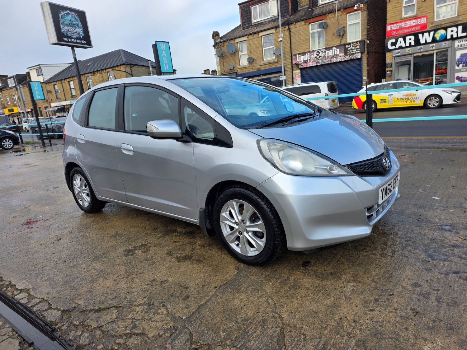 Used Honda Jazz 2012 for sale - 76836633: Photo 2