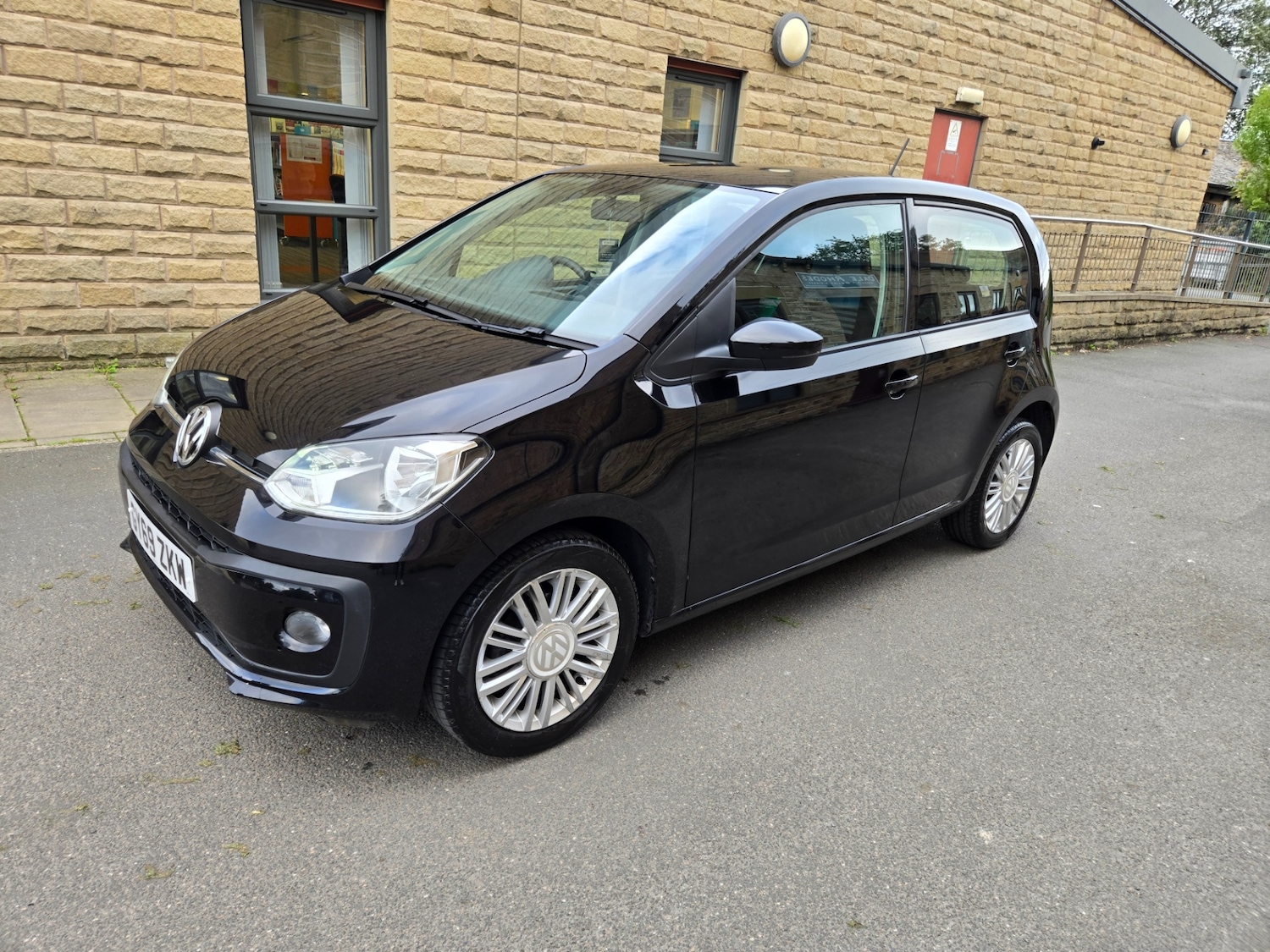 Used Volkswagen up! 2020 for sale - 76225436: Photo 13