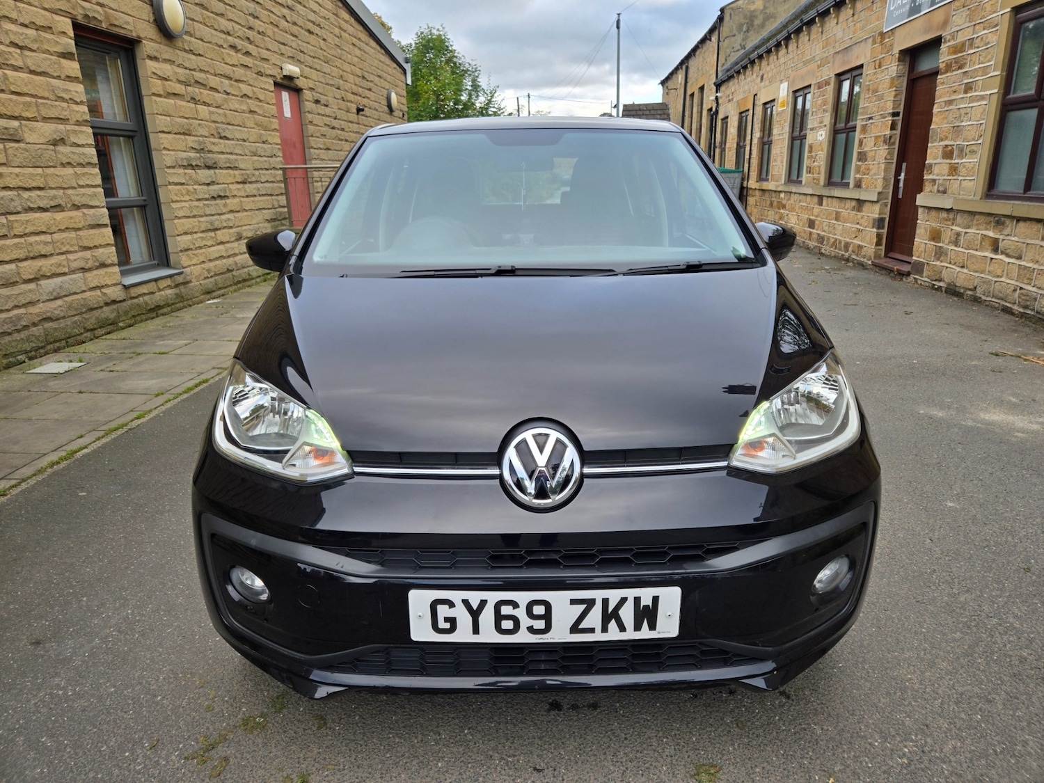 Used Volkswagen up! 2020 for sale - 76225436: Photo 17