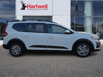 Used Dacia Jogger 2023 for sale - 76797105: Photo