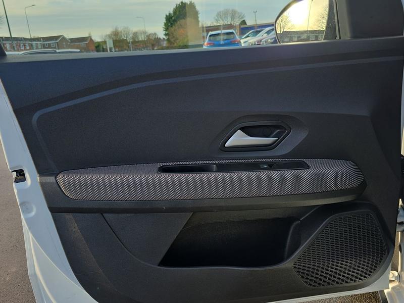 Used Dacia Jogger 2023 for sale - 76797105: Photo 36