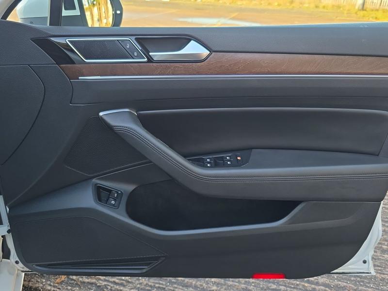 Used Volkswagen Passat 2018 for sale - 76796982: Photo 35