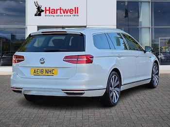 Used Volkswagen Passat 2018 for sale - 76796982: Photo