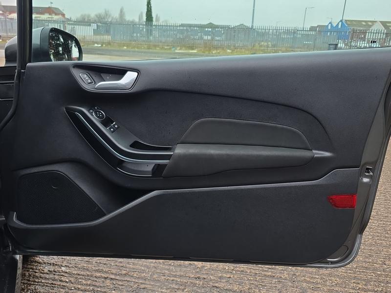 Used Ford Fiesta 2019 for sale - 77367640: Photo 32