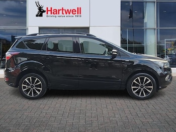 Used Ford Kuga 2017 for sale - 76904548: Photo