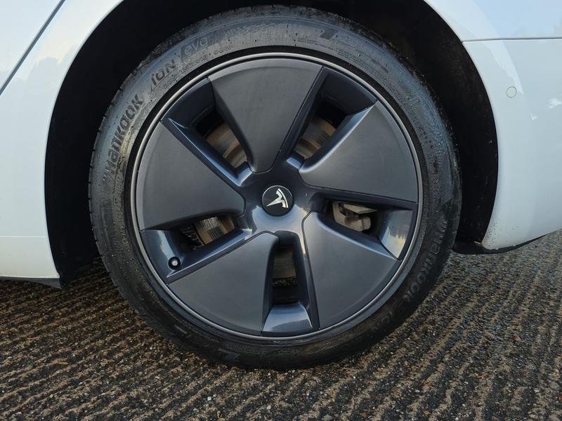 Used Tesla Model 3 2021 for sale - 76738757: Photo 43