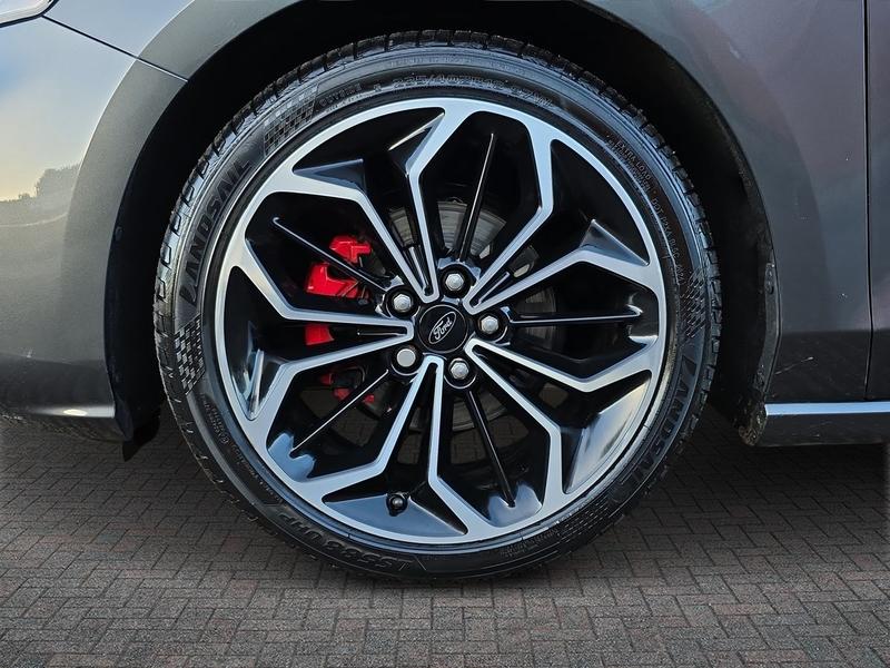 Used Ford Focus 2020 for sale - 76744332: Photo 10