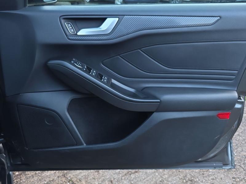 Used Ford Focus 2020 for sale - 76744332: Photo 34