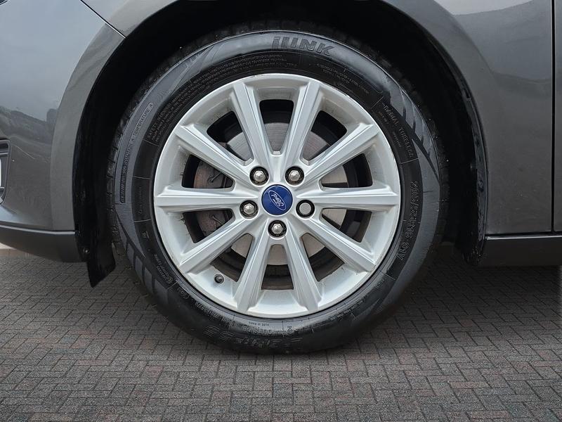 Used Ford Focus 2017 for sale - 77286354: Photo 10