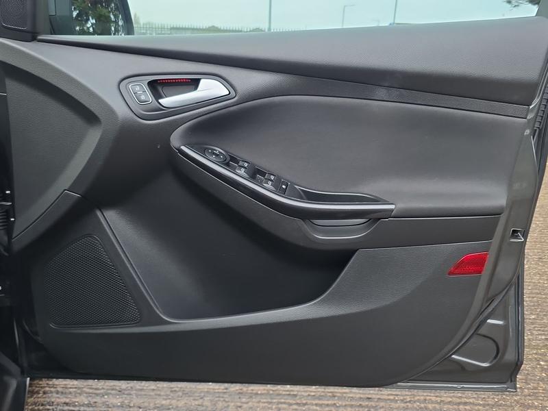 Used Ford Focus 2017 for sale - 77286354: Photo 33