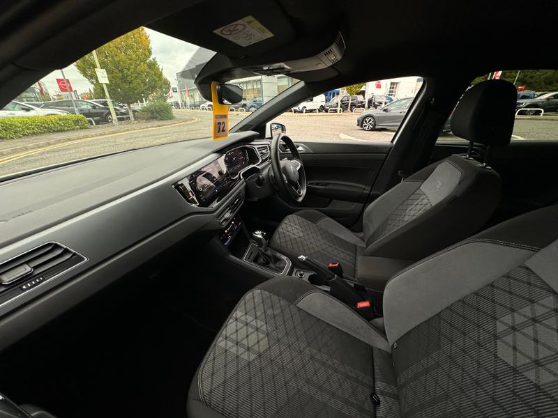 Used Volkswagen Polo 2024 for sale - 76744577: Photo 4