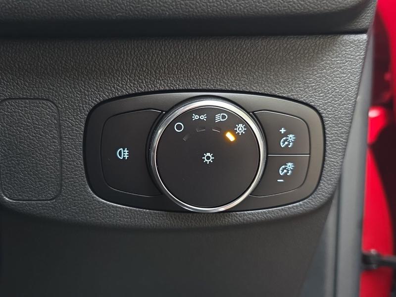 Used Ford Focus 2022 for sale - 77152037: Photo 32