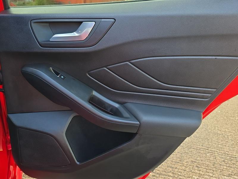 Used Ford Focus 2021 for sale - 76690996: Photo 34