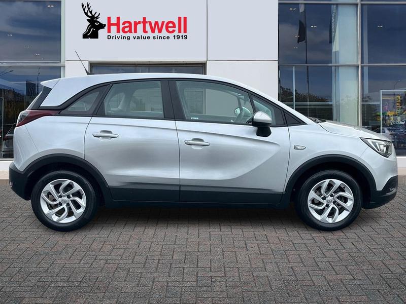 Used Vauxhall Crossland X 2018 for sale - 76690856: Photo 2