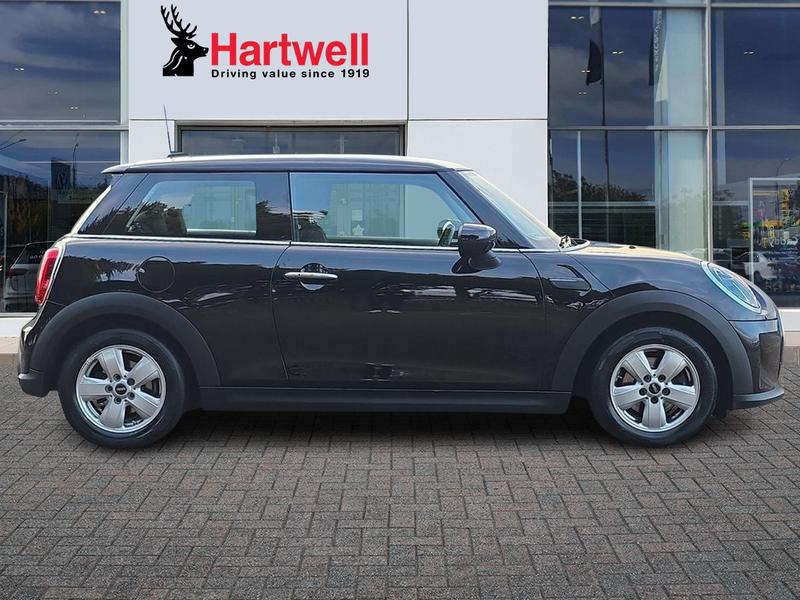 Used MINI Hatch 2022 for sale - 76744571: Photo 2