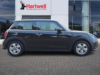 Used MINI Hatch 2022 for sale - 76744571: Photo