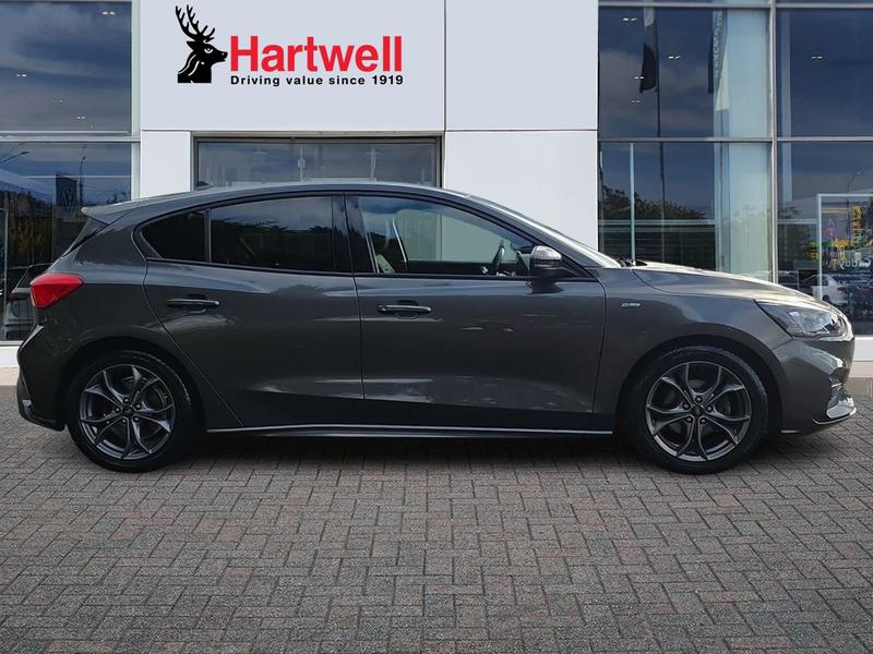 Used Ford Focus 2020 for sale - 77261139: Photo 2