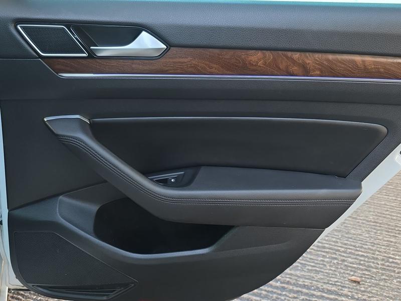 Used Volkswagen Passat 2018 for sale - 77225765: Photo 36