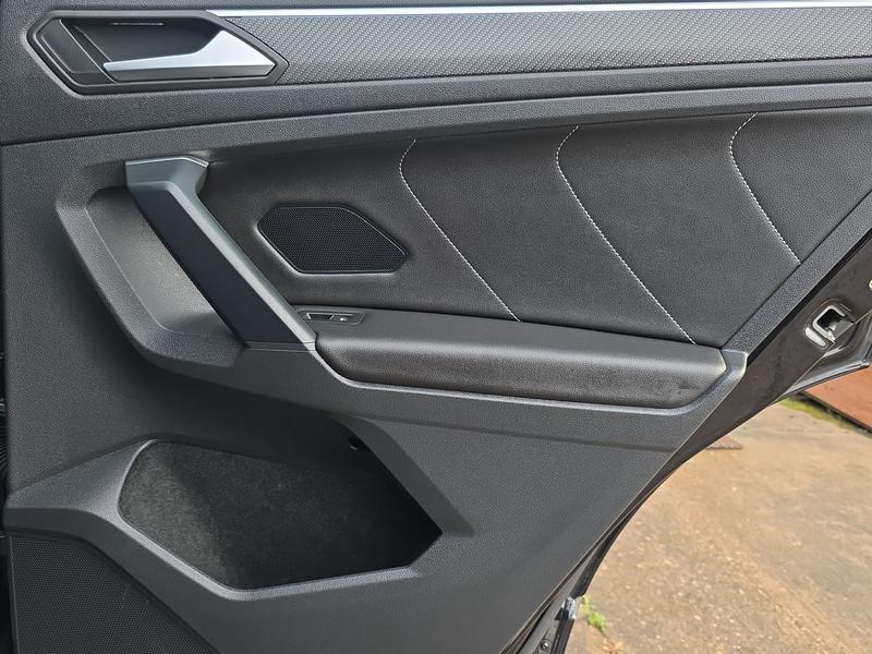 Used Volkswagen Tiguan 2023 for sale - 76738784: Photo 33