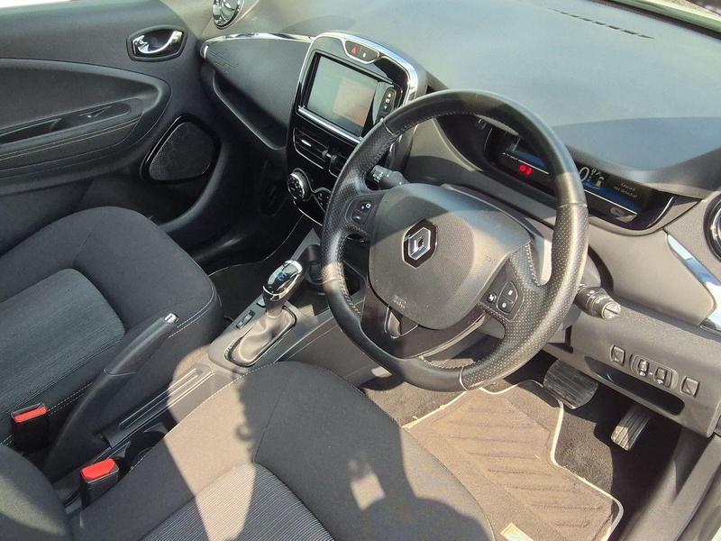 Used Renault Zoe 2019 for sale - 76738940: Photo 11