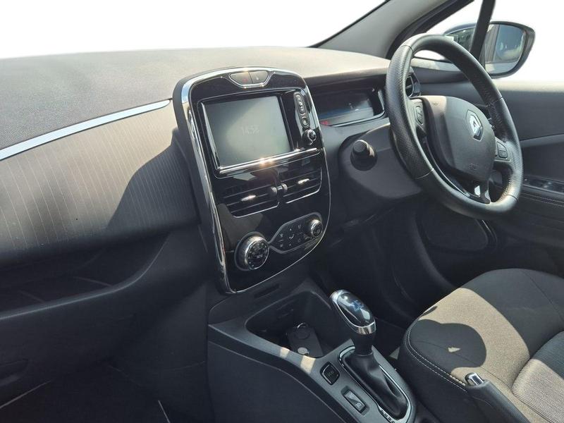 Used Renault Zoe 2019 for sale - 76738940: Photo 16