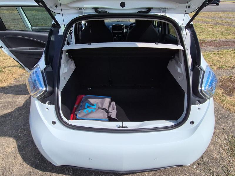 Used Renault Zoe 2019 for sale - 76738940: Photo 19