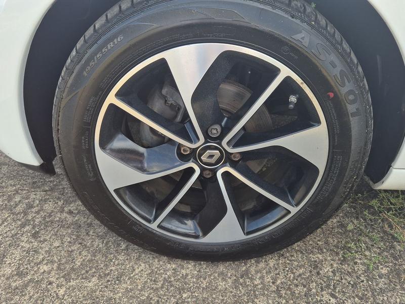 Used Renault Zoe 2019 for sale - 76738940: Photo 24