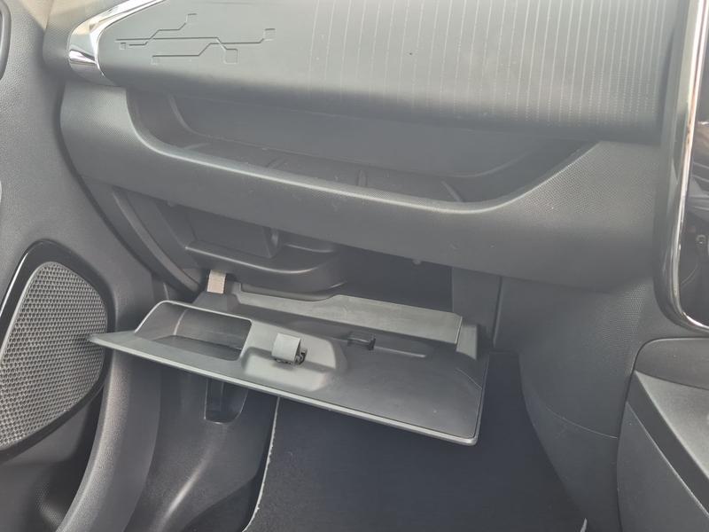 Used Renault Zoe 2019 for sale - 76738940: Photo 33