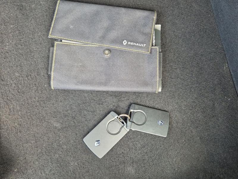 Used Renault Zoe 2019 for sale - 76738940: Photo 35