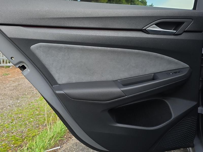 Used Volkswagen Golf 2022 for sale - 76908812: Photo 35