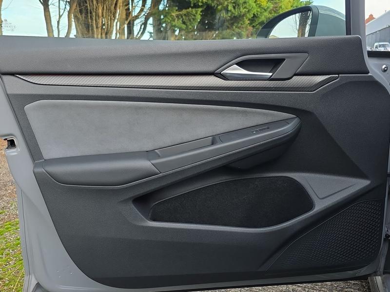 Used Volkswagen Golf 2022 for sale - 76908812: Photo 36