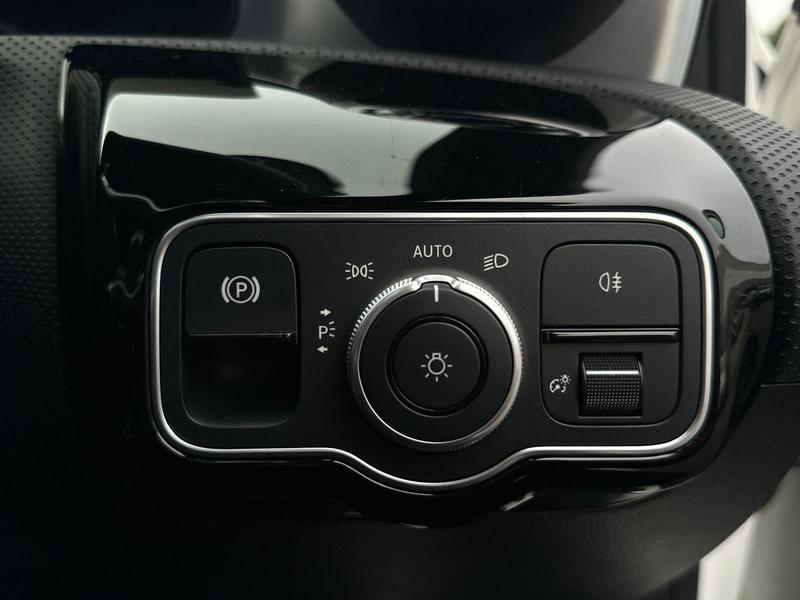 Used Mercedes-Benz A-Class 2022 for sale - 76690834: Photo 31