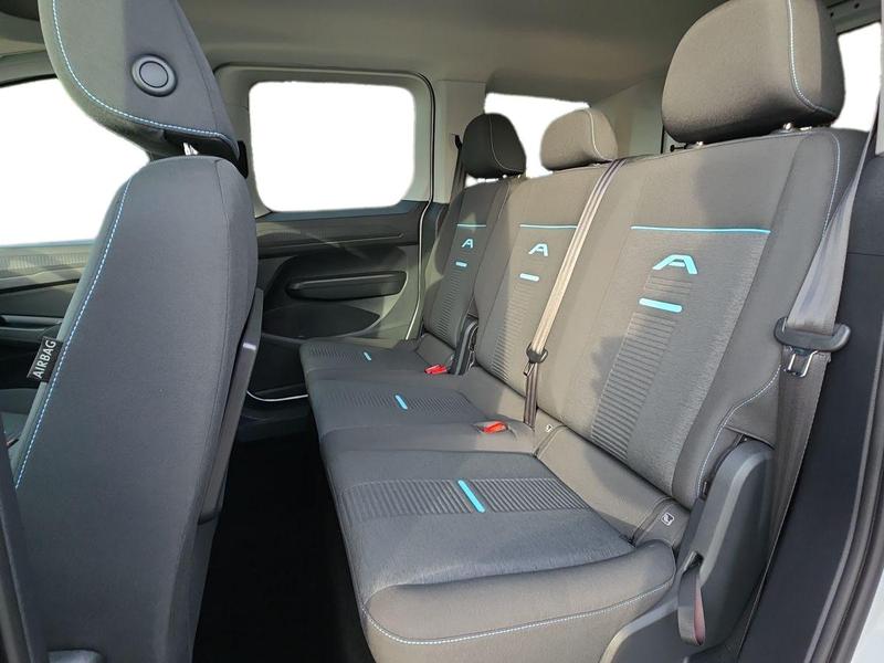 Used Ford Grand Tourneo Connect 2022 for sale - 77225794: Photo 18