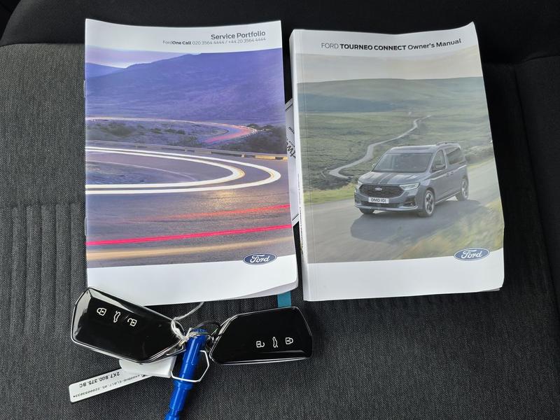 Used Ford Grand Tourneo Connect 2022 for sale - 77225794: Photo 34