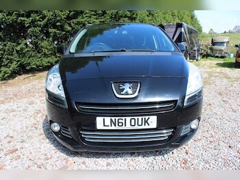 Used Peugeot 5008 2011 for sale - 78946301: Photo