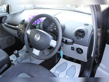 Used Volkswagen Beetle 2003 for sale - 79533498: Photo