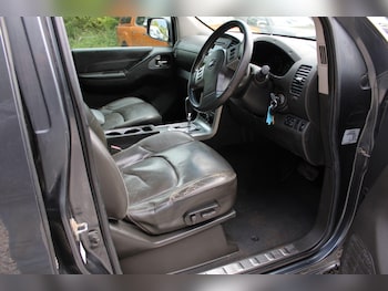 Used Nissan Navara 2013 for sale - 78965602: Photo