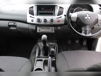 Used Mitsubishi L200 2015 for sale - 79106446: Photo
