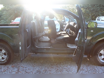 Used Nissan Navara 2007 for sale - 79521405: Photo
